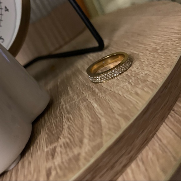 Michael Kors Ring Size 8 - Picture 2 of 3